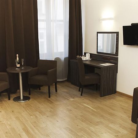 Pergamin Apartments Краков Экстерьер фото