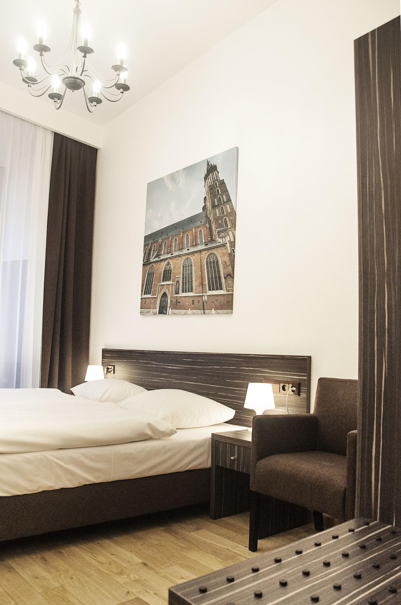 Pergamin Apartments Краков Экстерьер фото