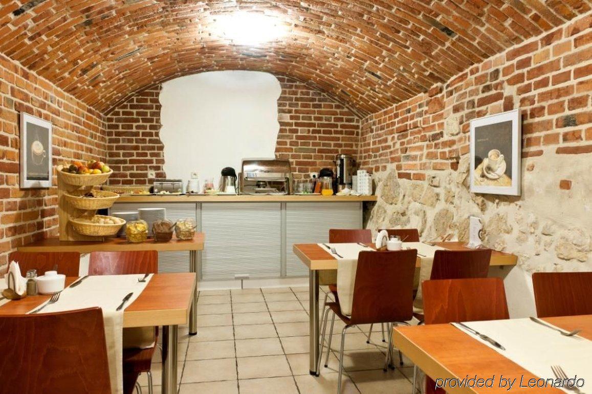 Pergamin Apartments Краков Экстерьер фото