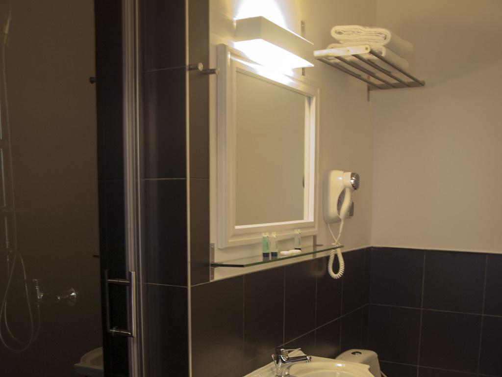 Pergamin Apartments Краков Экстерьер фото